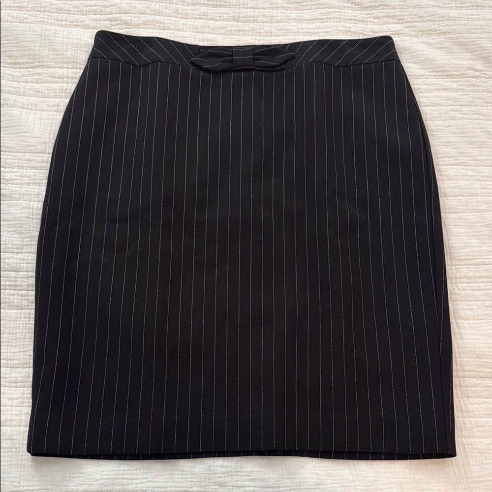 Ann Taylor Black and White Pinstripe Pencil Skirt